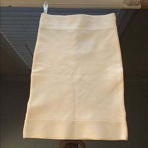 BRAND NEW BCBG BANDAGE SKIRT